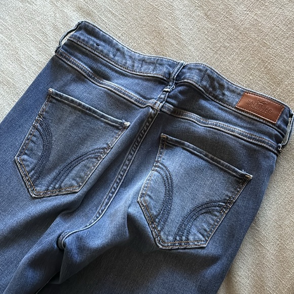 Hollister High Rise Super Skinny Jean - Picture 5 of 5